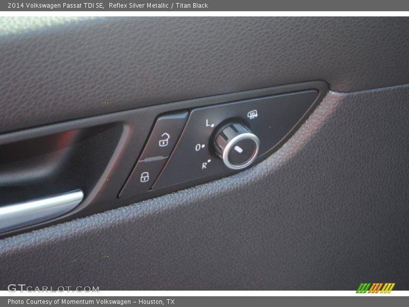Reflex Silver Metallic / Titan Black 2014 Volkswagen Passat TDI SE