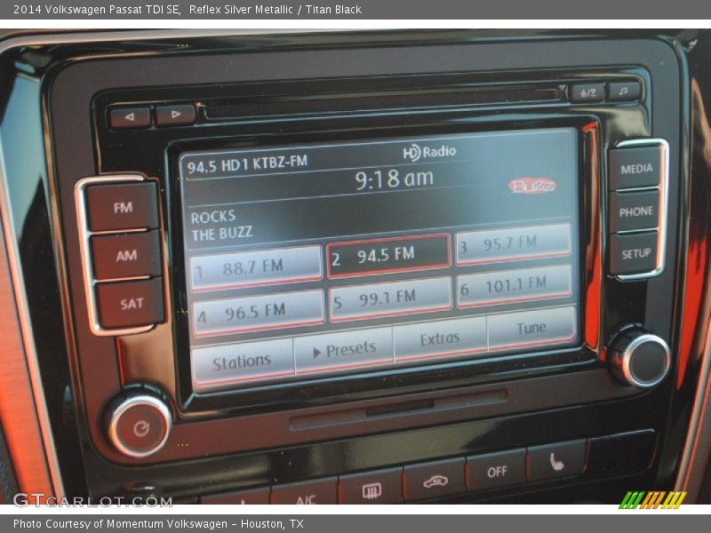Reflex Silver Metallic / Titan Black 2014 Volkswagen Passat TDI SE