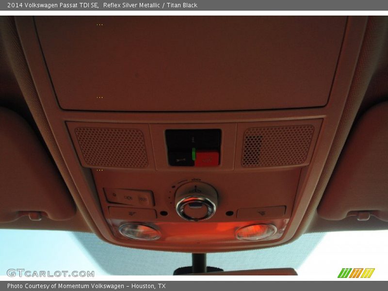Reflex Silver Metallic / Titan Black 2014 Volkswagen Passat TDI SE