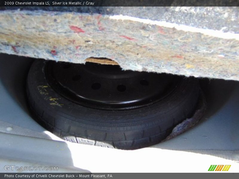 Silver Ice Metallic / Gray 2009 Chevrolet Impala LS