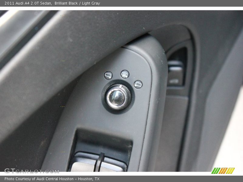 Brilliant Black / Light Gray 2011 Audi A4 2.0T Sedan
