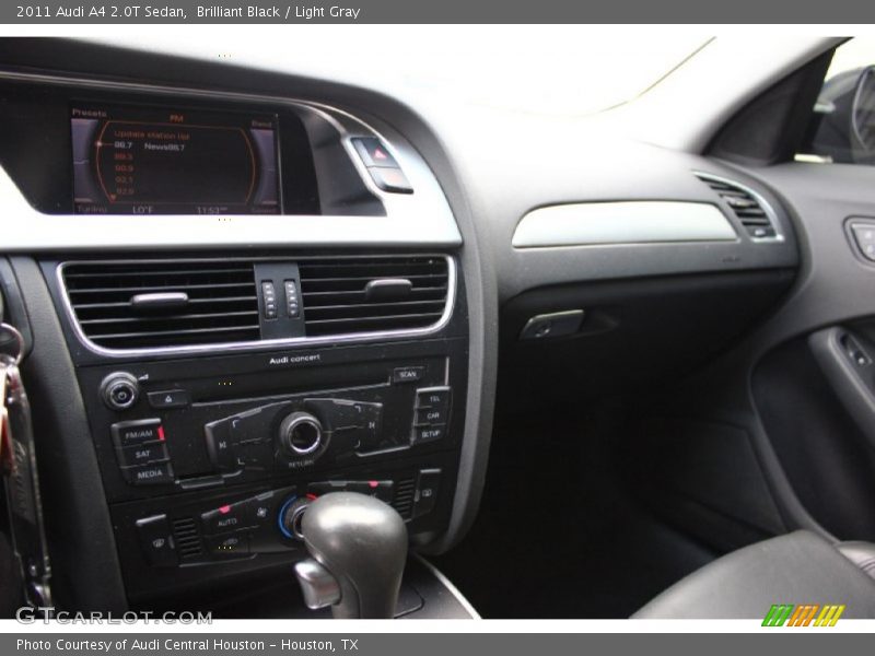 Brilliant Black / Light Gray 2011 Audi A4 2.0T Sedan