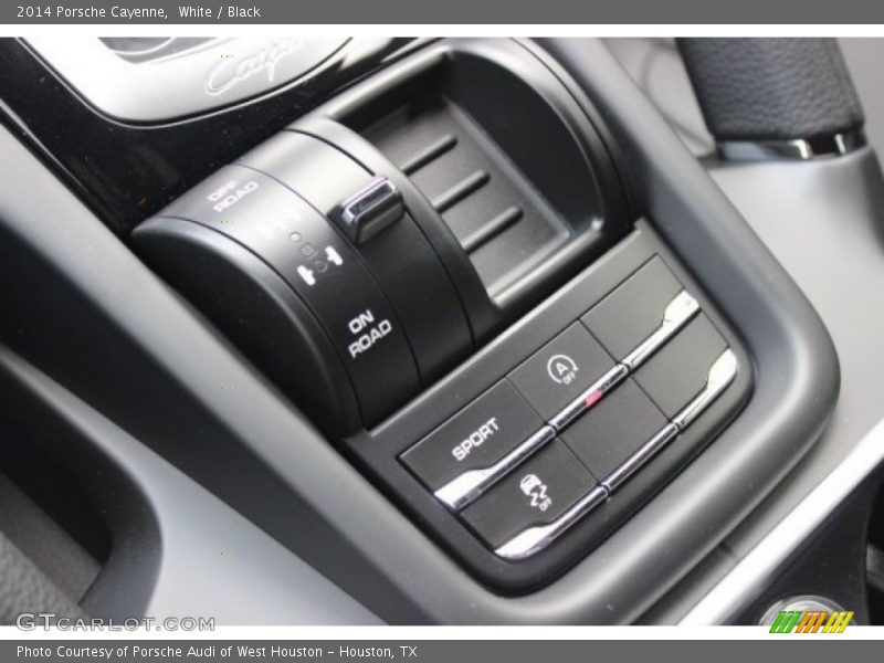 White / Black 2014 Porsche Cayenne