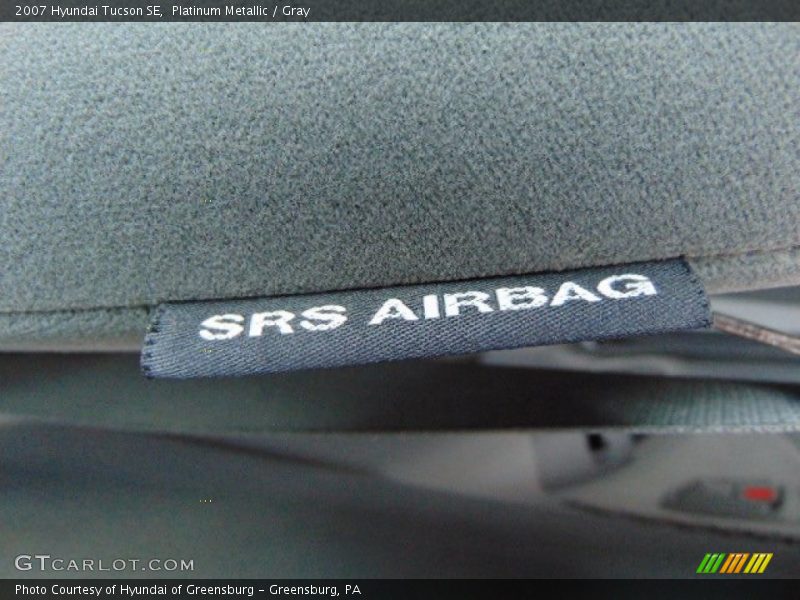 Platinum Metallic / Gray 2007 Hyundai Tucson SE