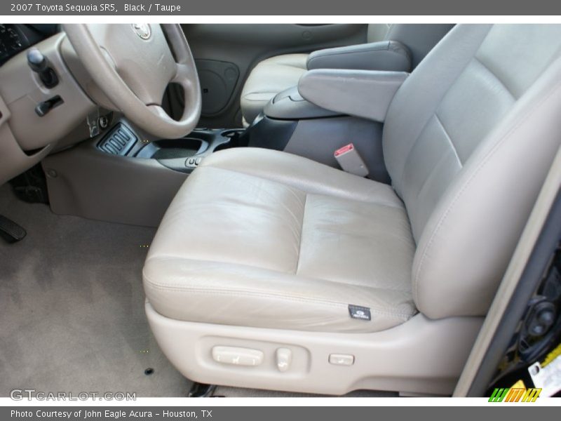 Black / Taupe 2007 Toyota Sequoia SR5