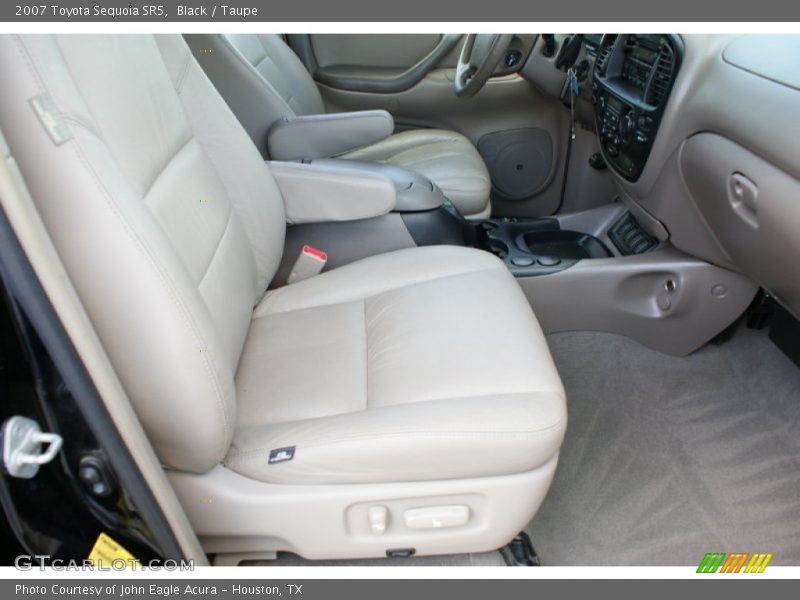 Black / Taupe 2007 Toyota Sequoia SR5