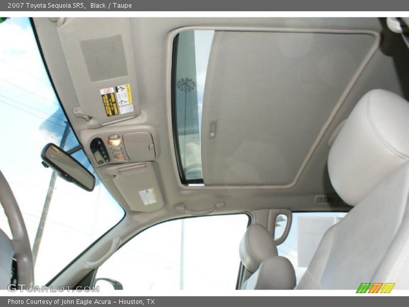 Black / Taupe 2007 Toyota Sequoia SR5