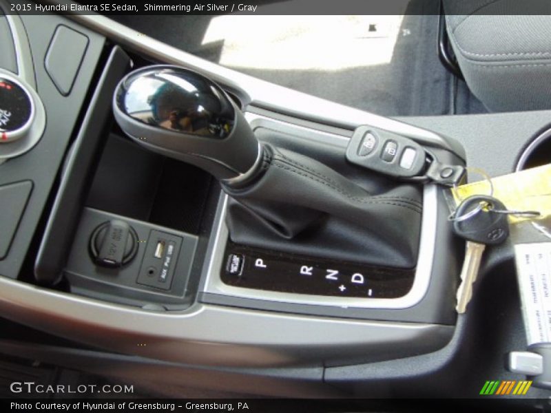 Shimmering Air Silver / Gray 2015 Hyundai Elantra SE Sedan
