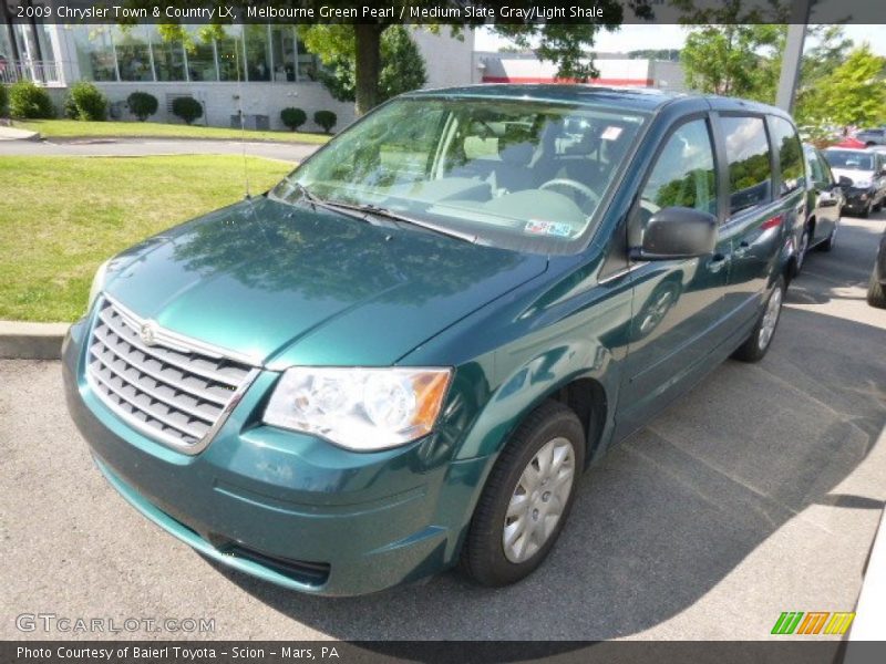 Melbourne Green Pearl / Medium Slate Gray/Light Shale 2009 Chrysler Town & Country LX