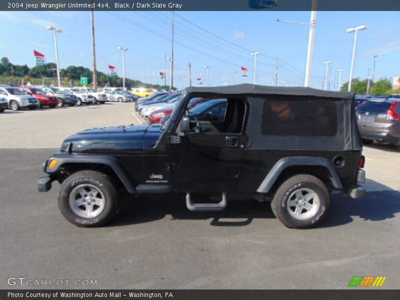 Black / Dark Slate Gray 2004 Jeep Wrangler Unlimited 4x4