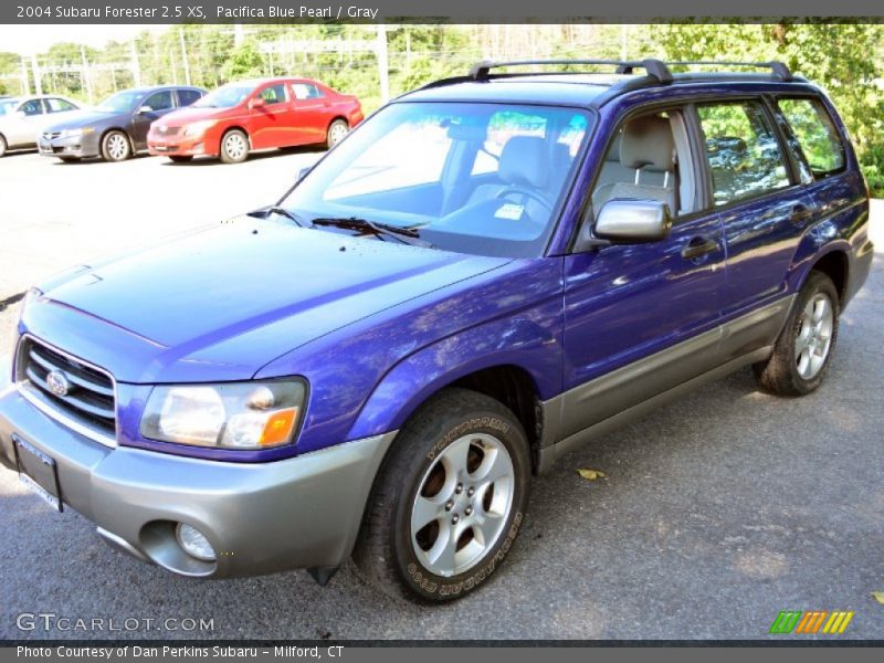 Pacifica Blue Pearl / Gray 2004 Subaru Forester 2.5 XS