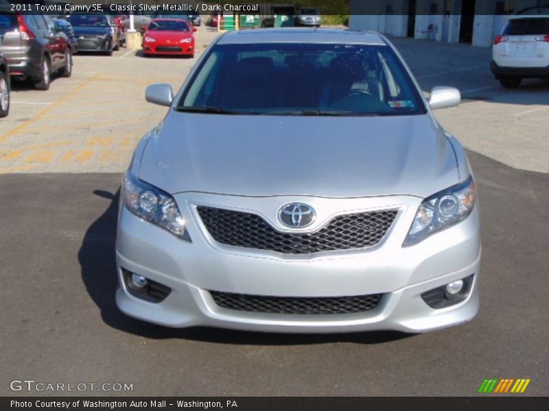 Classic Silver Metallic / Dark Charcoal 2011 Toyota Camry SE