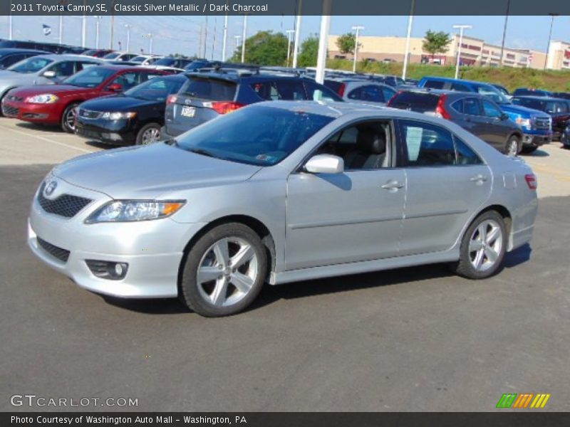 Classic Silver Metallic / Dark Charcoal 2011 Toyota Camry SE