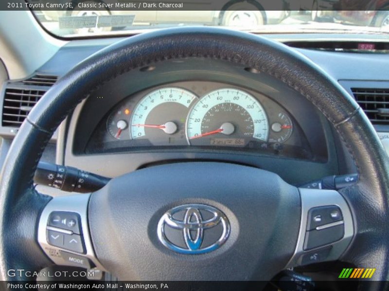 Classic Silver Metallic / Dark Charcoal 2011 Toyota Camry SE