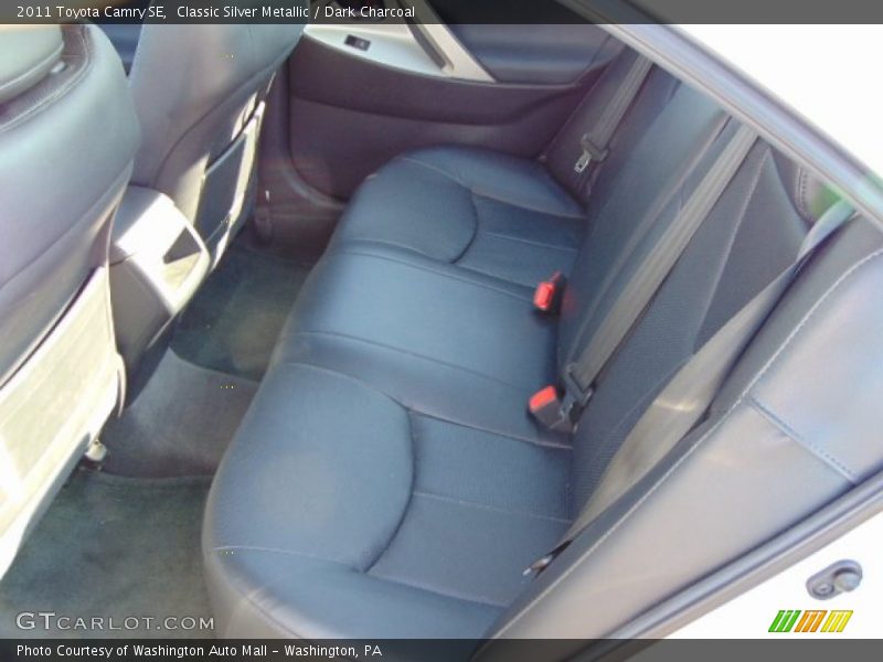 Classic Silver Metallic / Dark Charcoal 2011 Toyota Camry SE