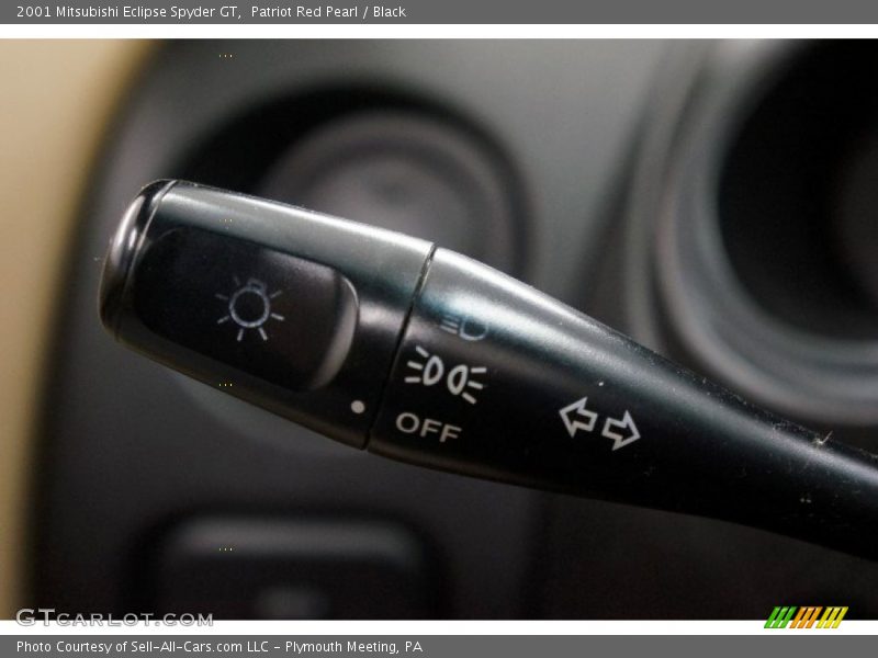 Controls of 2001 Eclipse Spyder GT