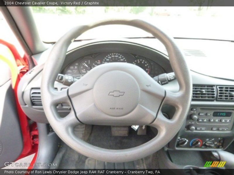 Victory Red / Graphite 2004 Chevrolet Cavalier Coupe