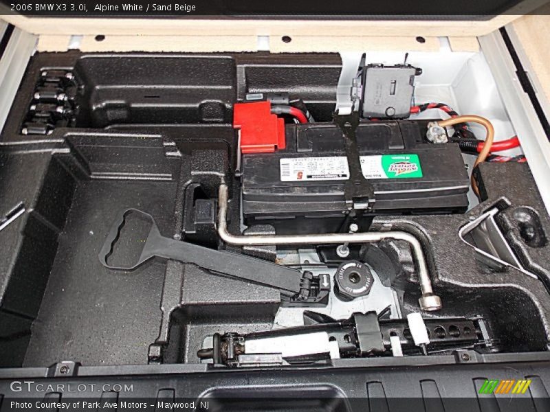 Alpine White / Sand Beige 2006 BMW X3 3.0i