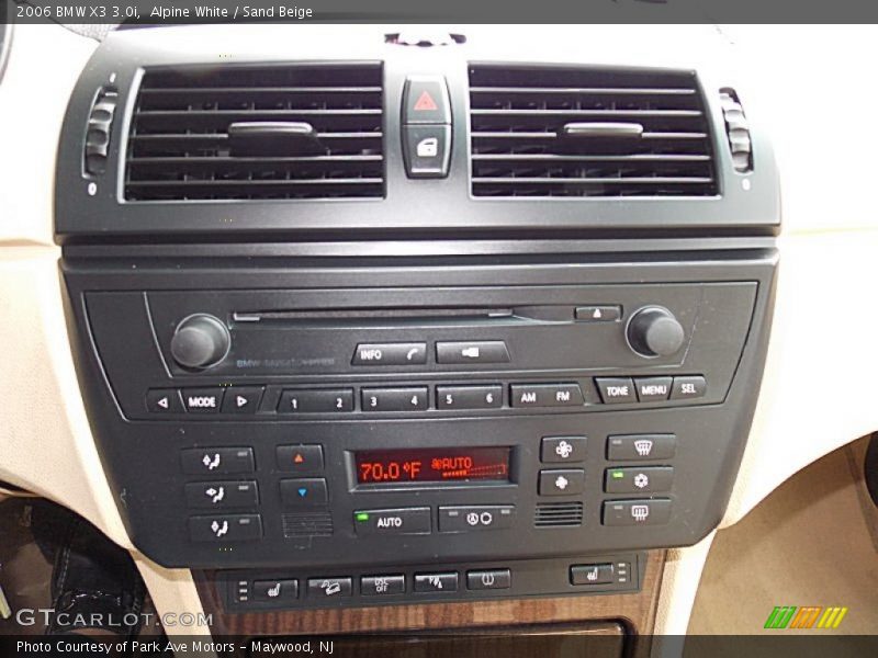 Alpine White / Sand Beige 2006 BMW X3 3.0i