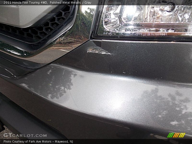 Polished Metal Metallic / Gray 2011 Honda Pilot Touring 4WD