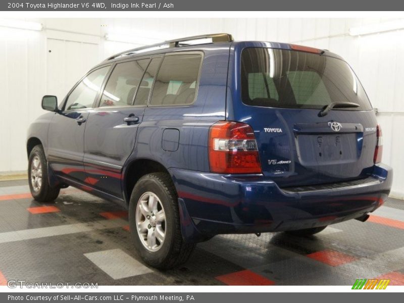 Indigo Ink Pearl / Ash 2004 Toyota Highlander V6 4WD