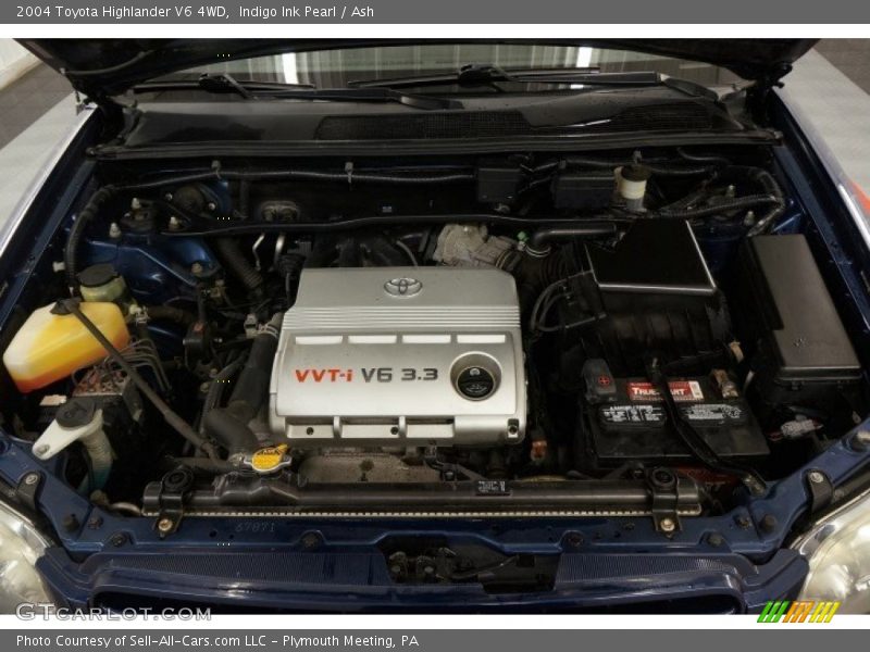 Indigo Ink Pearl / Ash 2004 Toyota Highlander V6 4WD