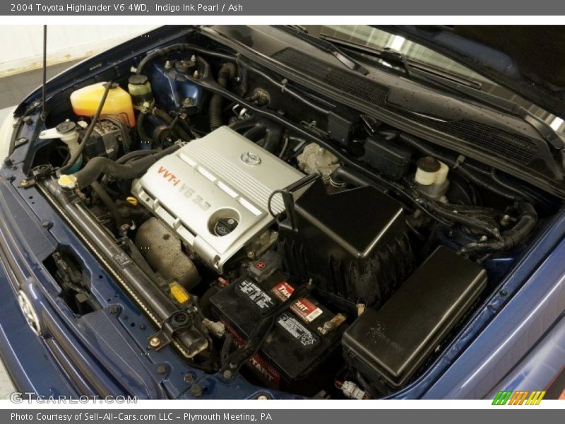 Indigo Ink Pearl / Ash 2004 Toyota Highlander V6 4WD
