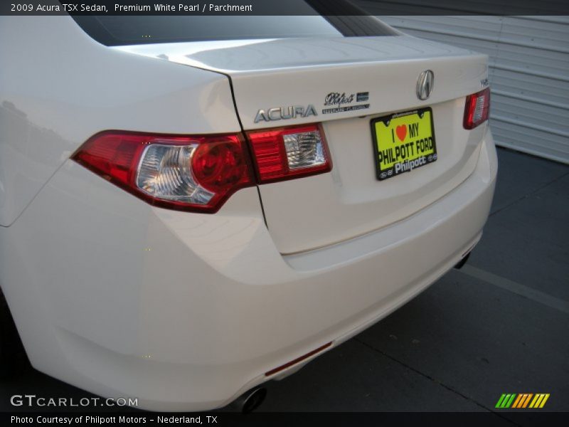 Premium White Pearl / Parchment 2009 Acura TSX Sedan
