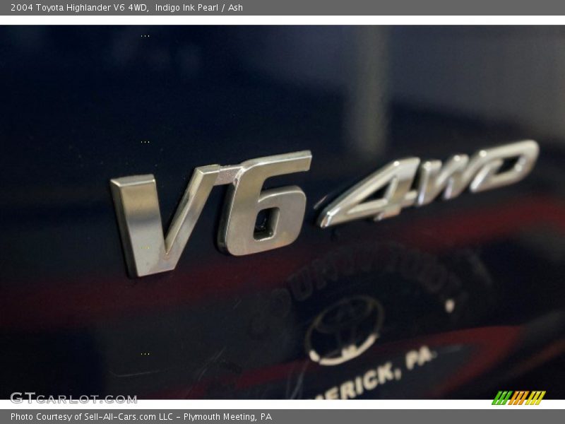 Indigo Ink Pearl / Ash 2004 Toyota Highlander V6 4WD