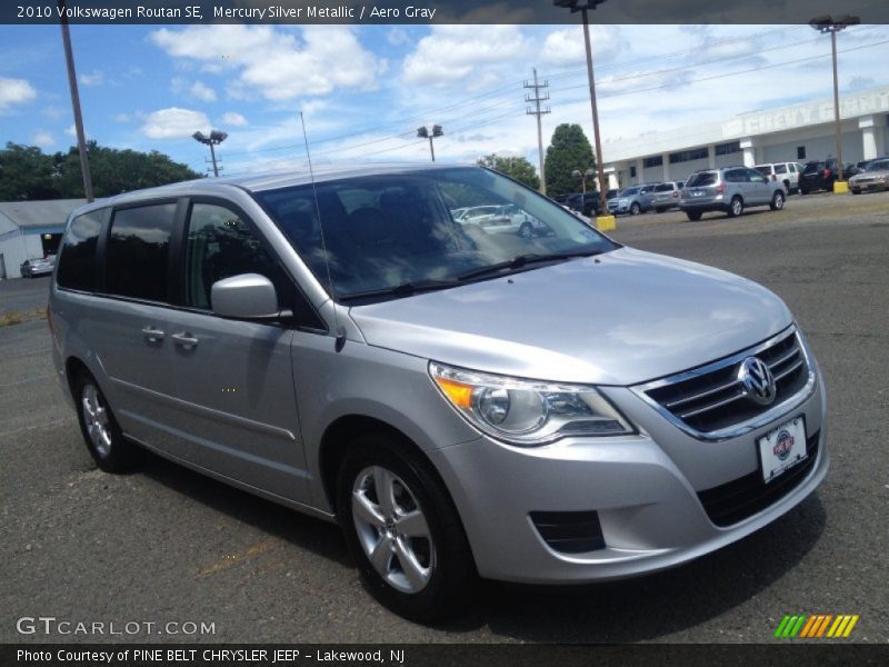 Mercury Silver Metallic / Aero Gray 2010 Volkswagen Routan SE