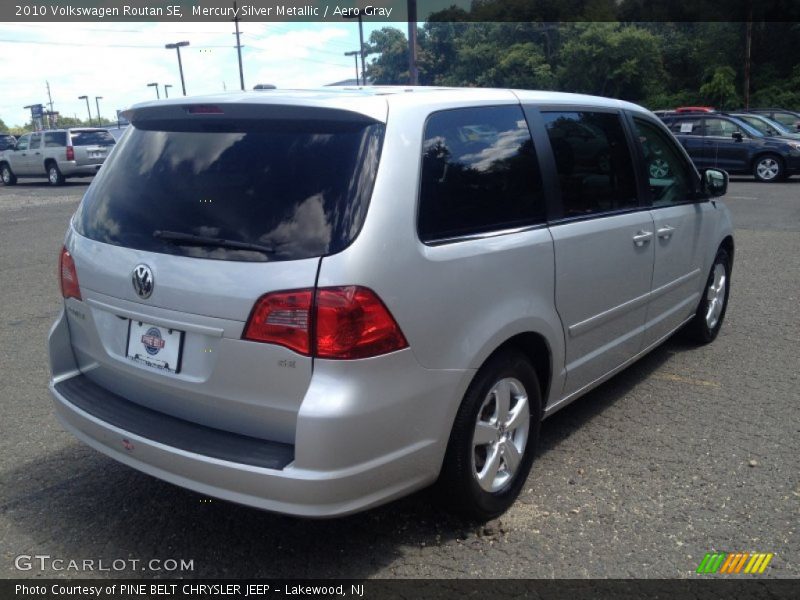 Mercury Silver Metallic / Aero Gray 2010 Volkswagen Routan SE