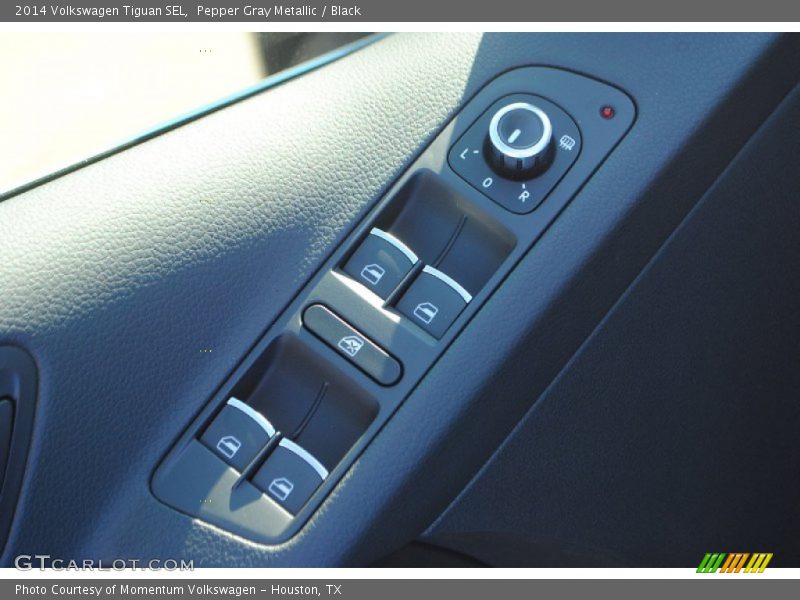 Pepper Gray Metallic / Black 2014 Volkswagen Tiguan SEL