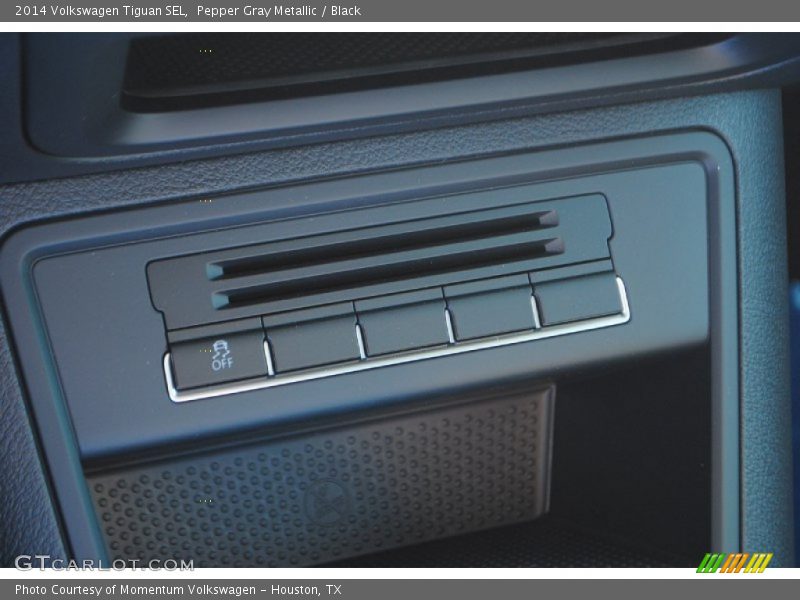 Pepper Gray Metallic / Black 2014 Volkswagen Tiguan SEL