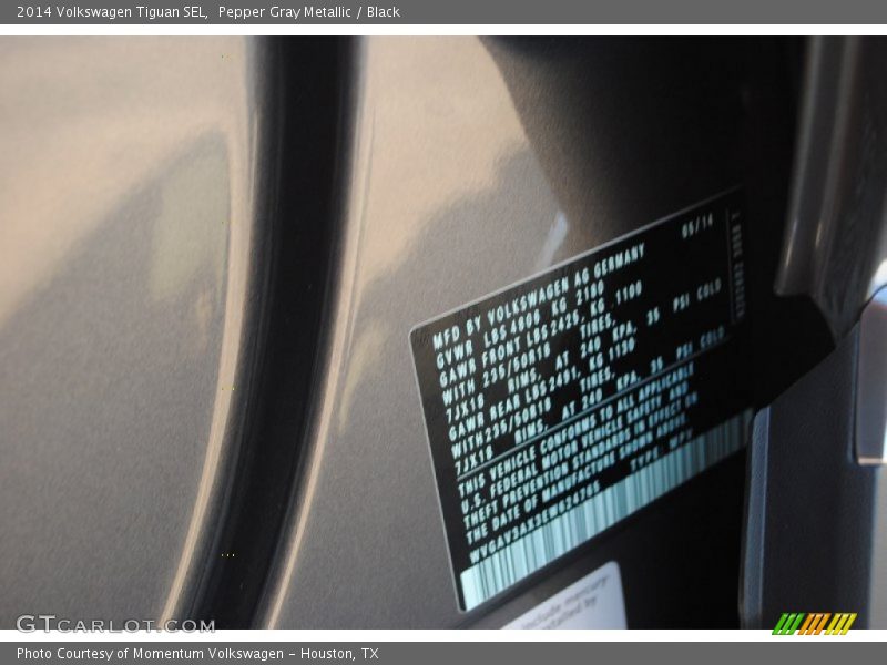 Pepper Gray Metallic / Black 2014 Volkswagen Tiguan SEL