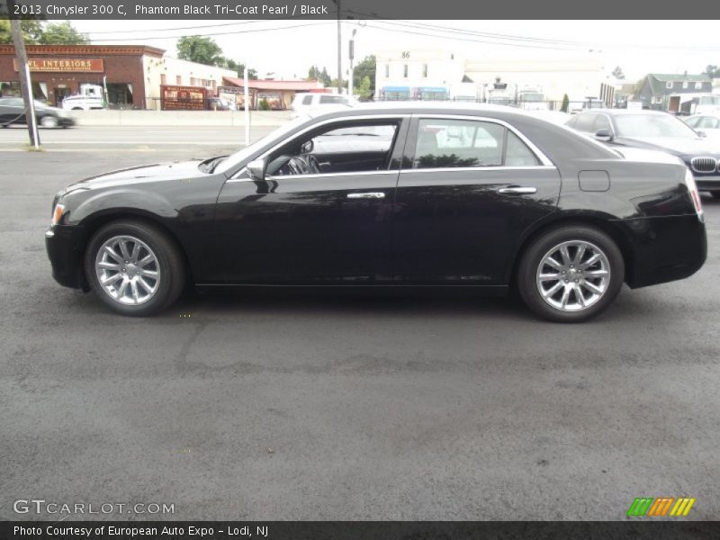 Phantom Black Tri-Coat Pearl / Black 2013 Chrysler 300 C