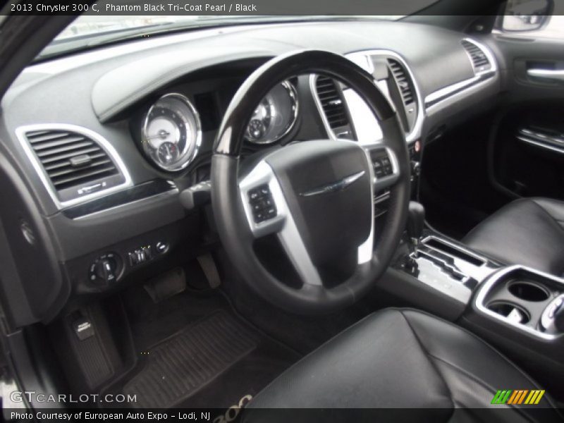 Phantom Black Tri-Coat Pearl / Black 2013 Chrysler 300 C
