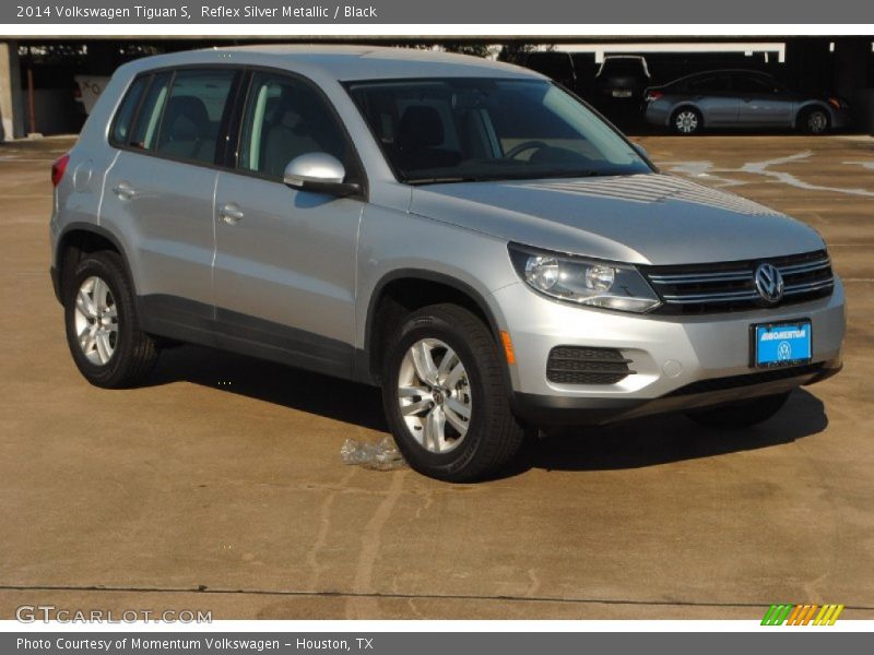 Reflex Silver Metallic / Black 2014 Volkswagen Tiguan S