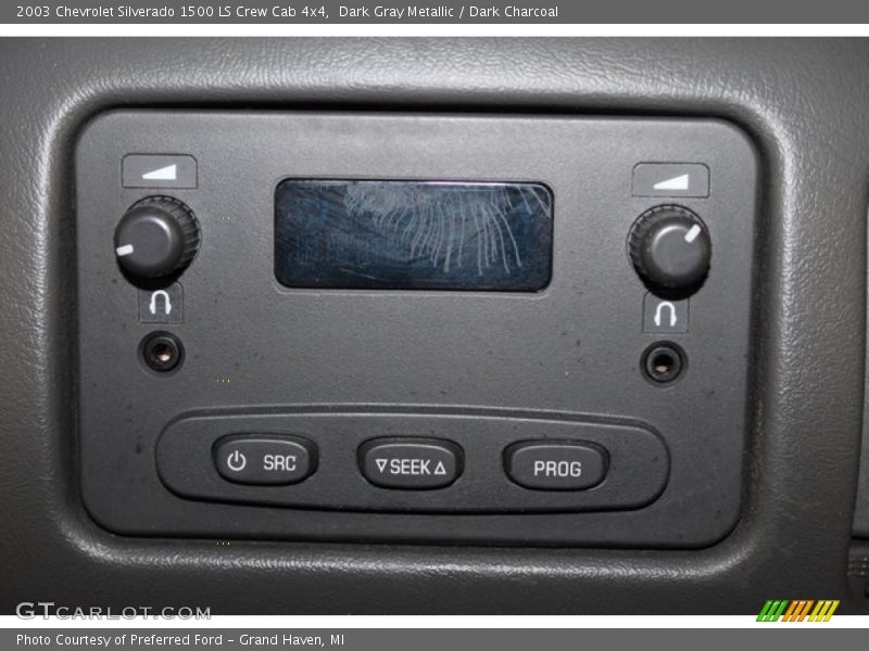 Dark Gray Metallic / Dark Charcoal 2003 Chevrolet Silverado 1500 LS Crew Cab 4x4