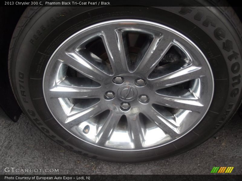 Phantom Black Tri-Coat Pearl / Black 2013 Chrysler 300 C