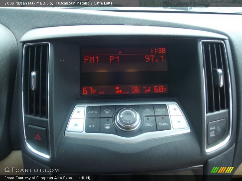 Tuscan Sun Metallic / Caffe Latte 2009 Nissan Maxima 3.5 S