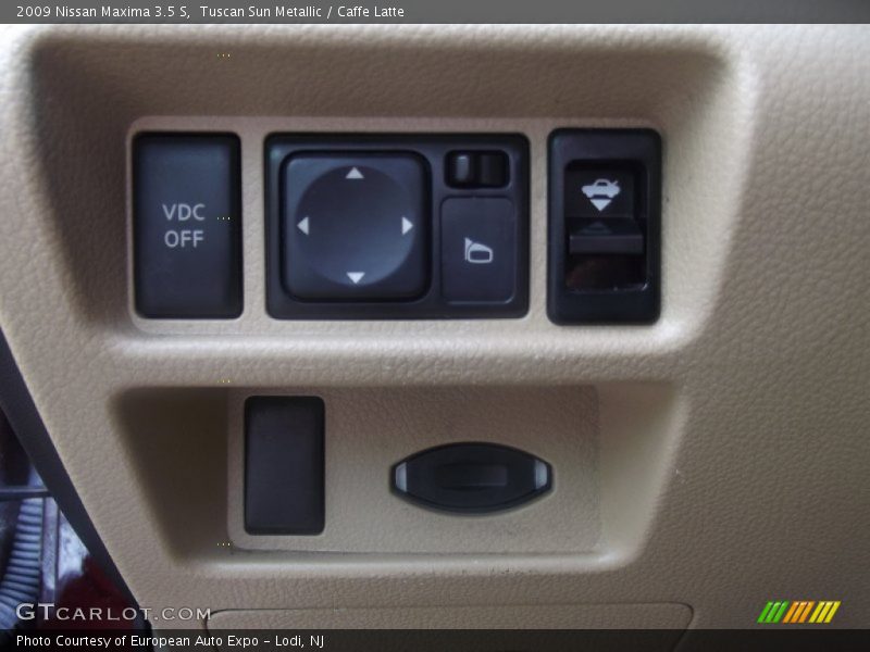 Tuscan Sun Metallic / Caffe Latte 2009 Nissan Maxima 3.5 S