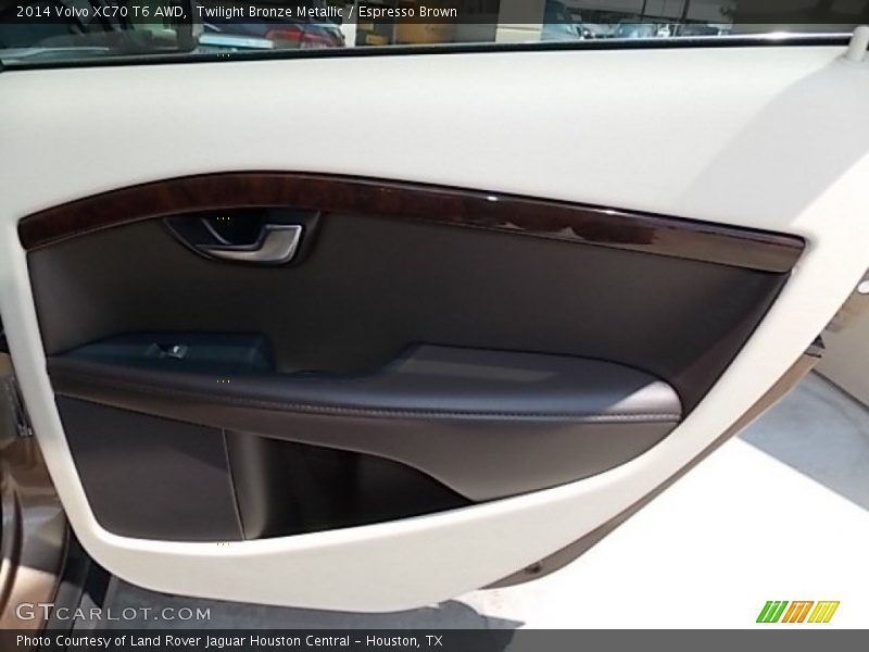 Door Panel of 2014 XC70 T6 AWD