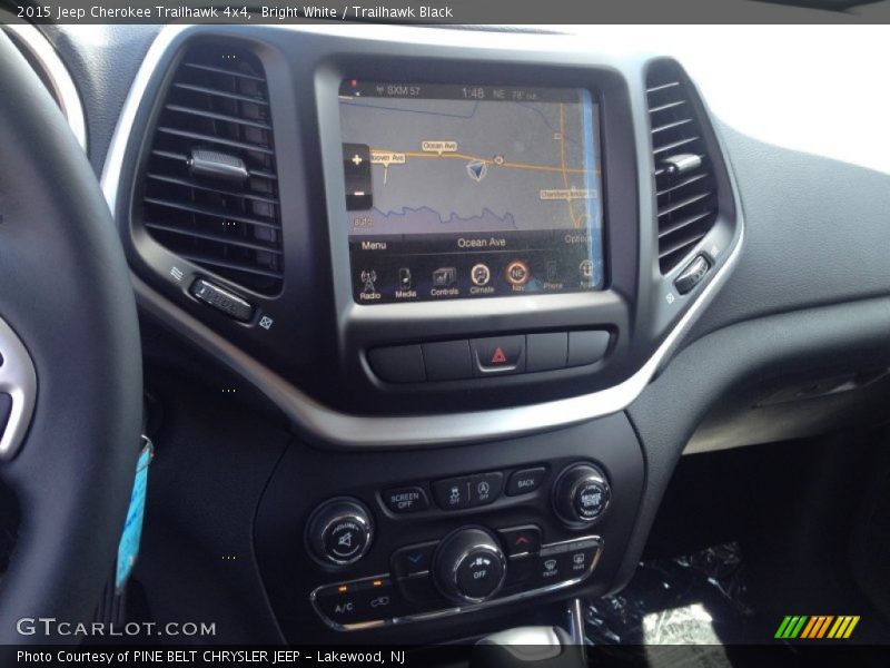 Controls of 2015 Cherokee Trailhawk 4x4