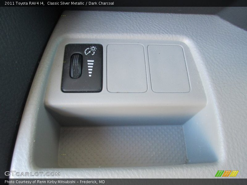 Classic Silver Metallic / Dark Charcoal 2011 Toyota RAV4 I4