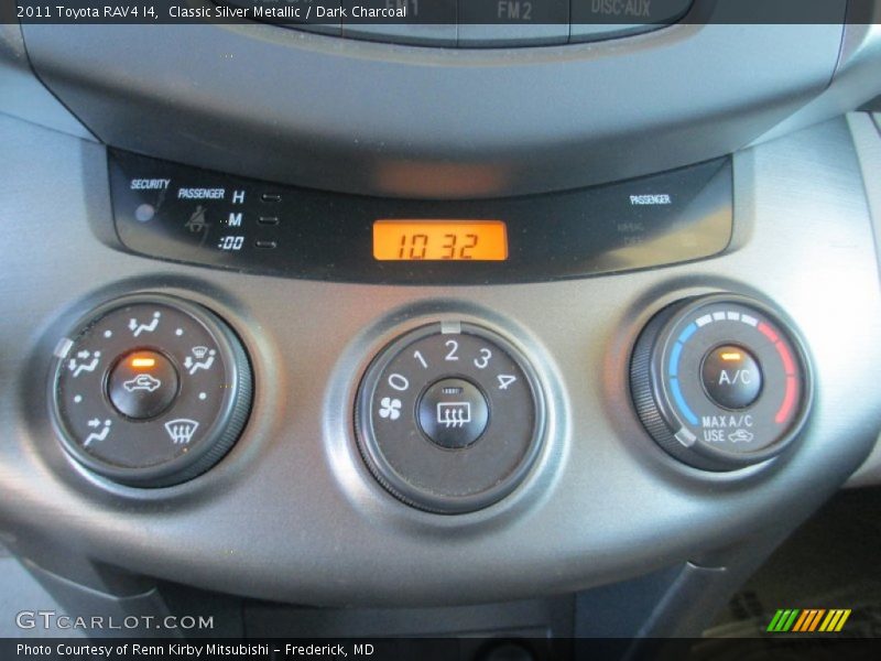 Classic Silver Metallic / Dark Charcoal 2011 Toyota RAV4 I4
