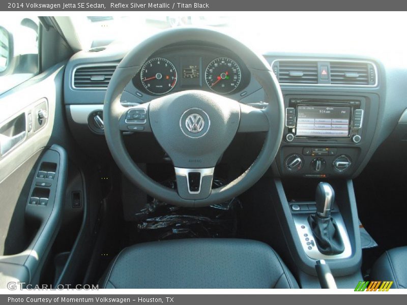 Reflex Silver Metallic / Titan Black 2014 Volkswagen Jetta SE Sedan