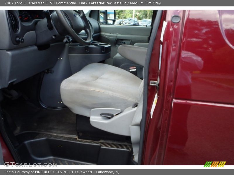 Dark Toreador Red Metallic / Medium Flint Grey 2007 Ford E Series Van E150 Commercial