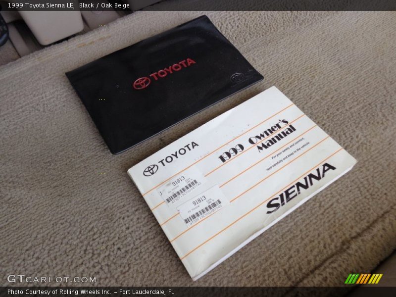 Black / Oak Beige 1999 Toyota Sienna LE