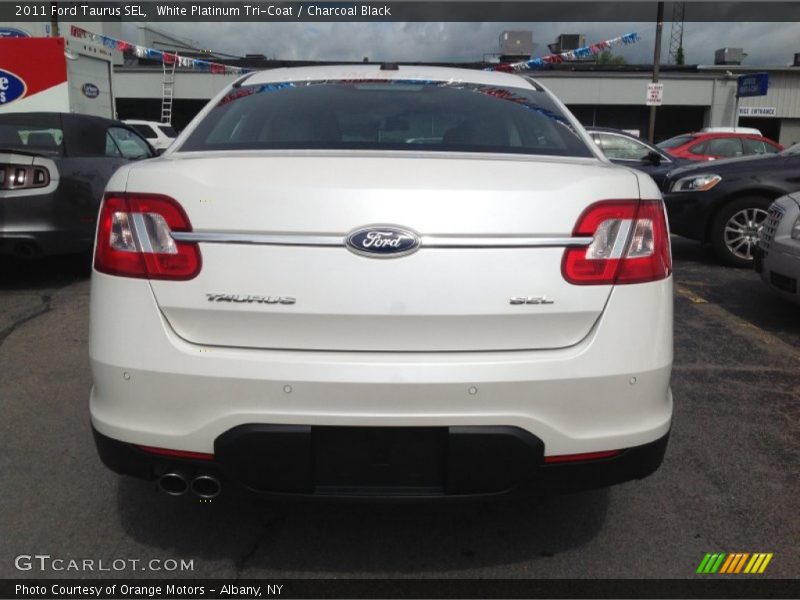 White Platinum Tri-Coat / Charcoal Black 2011 Ford Taurus SEL
