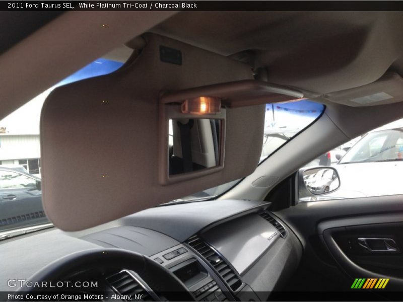 White Platinum Tri-Coat / Charcoal Black 2011 Ford Taurus SEL